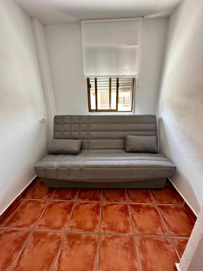 Chalet En La Mata A 50 Metros De La Playa ตอร์เรเวียคา ภายนอก รูปภาพ